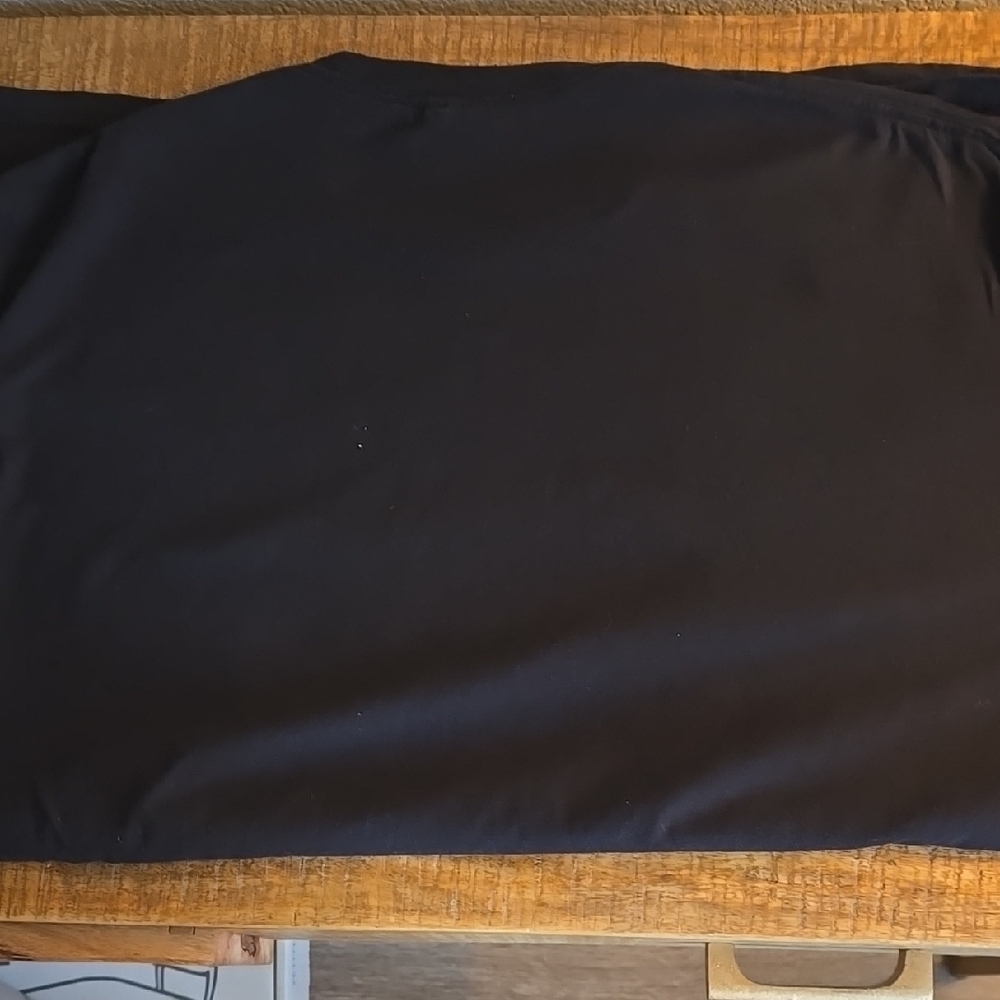 Black SUPREME Graphic T-Shirt - Picture 7 of 7